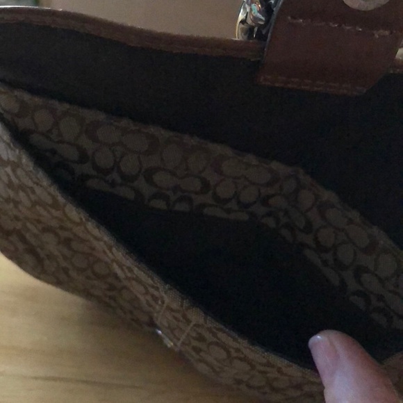 Like-new Coach Wristlet - Picture 6 of 8